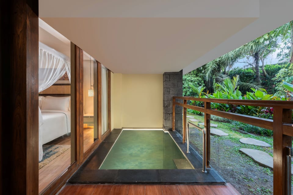 Deluxe Room Nature View with Plunge Pool and Balcony | Private pool
