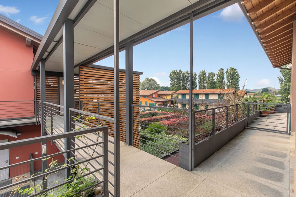 Family Apartment, 1 Bedroom, Microwave (Cozy Ispra Residence with Terrace,) | Terrace/patio
