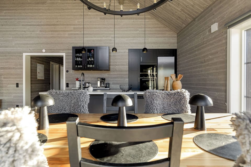 Cabin, 4 Bedrooms, Non Smoking, Pets Not Allowed | Private kitchen