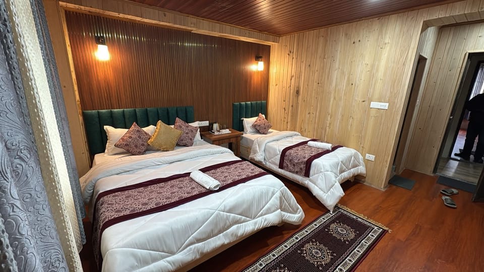 Deluxe Triple Room