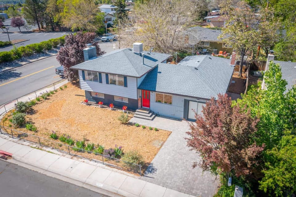 House | 4 bedrooms, Internet