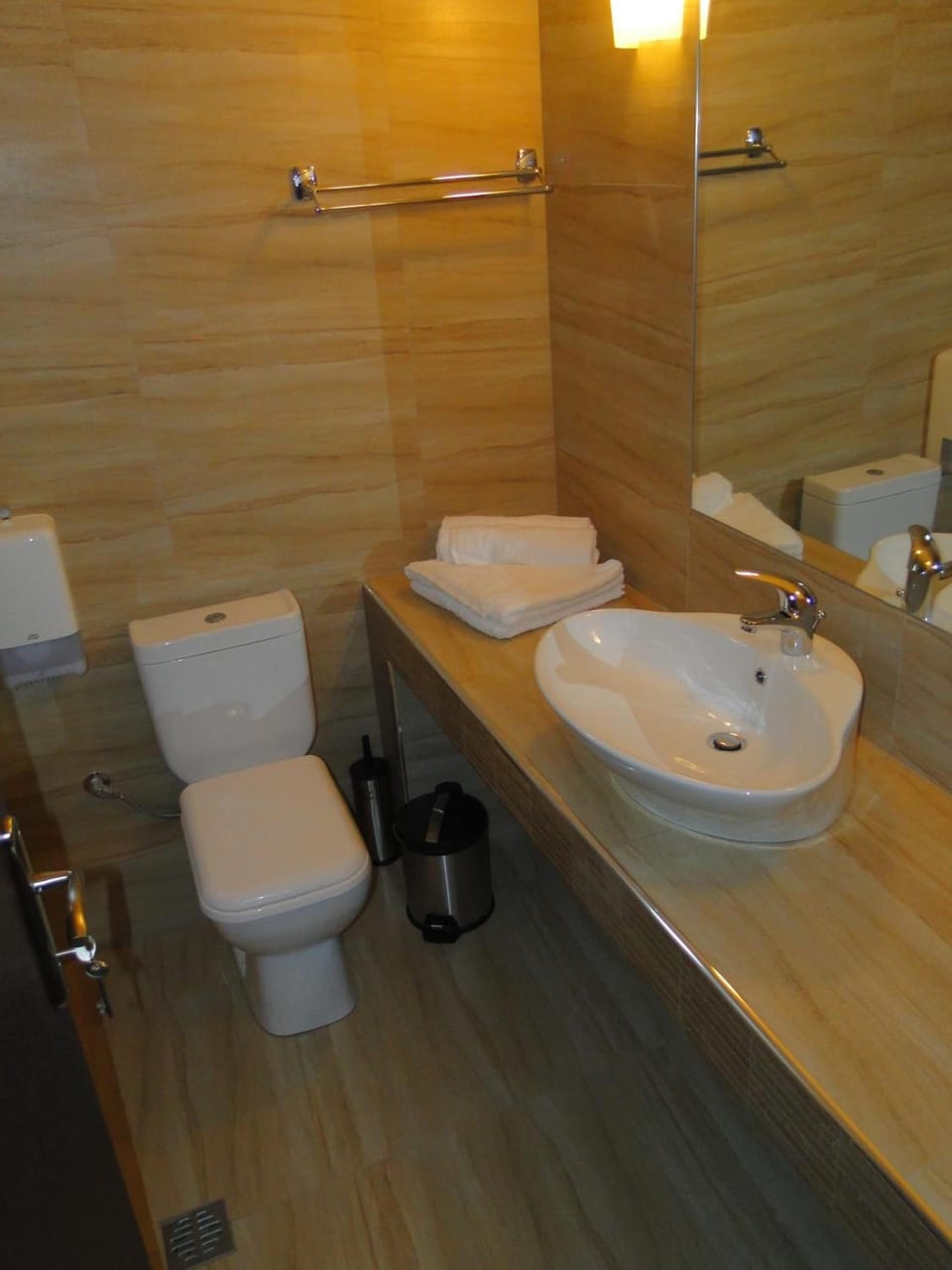 Shower, free toiletries, hair dryer, bathrobes