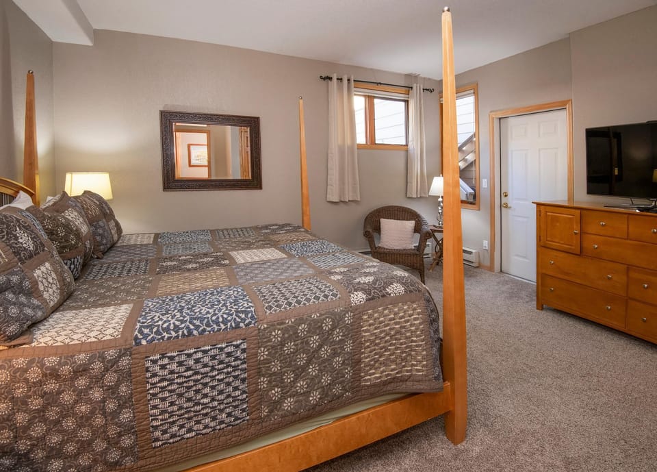 Condo, 1 King Bed (Sun Vail 13E, 2BD, 2BA condo with Vai) | 2 bedrooms