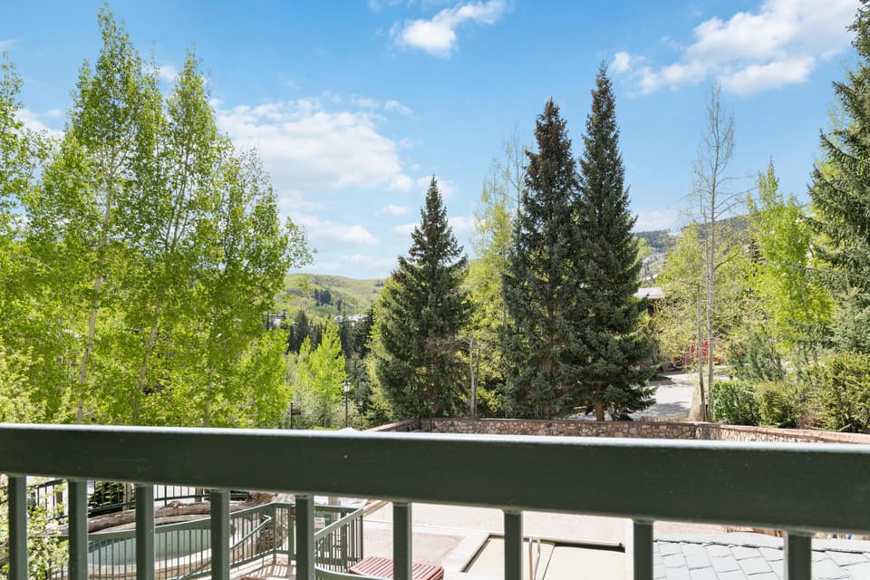 Condo, Multiple Beds (Borders Lodge L202 2BD Beaver Creek S) | Property grounds
