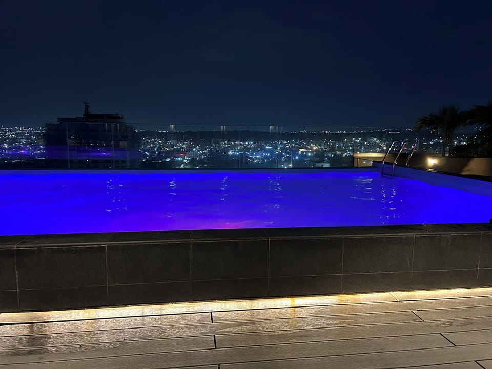 Rooftop pool