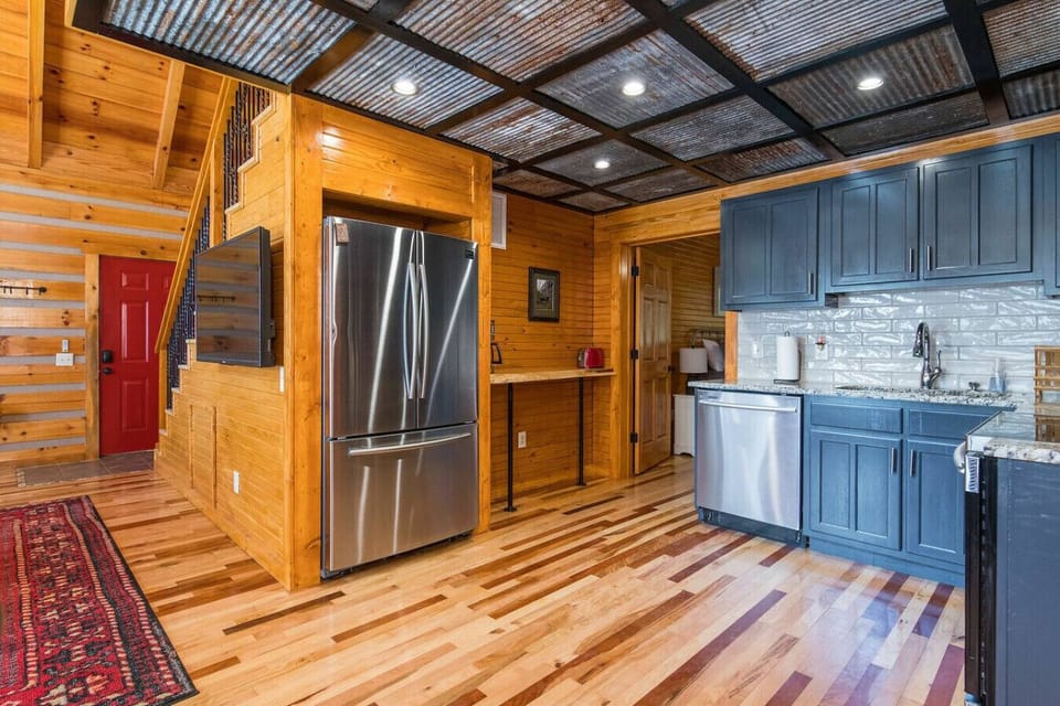 Chalet (3 Bedrooms) | Interior