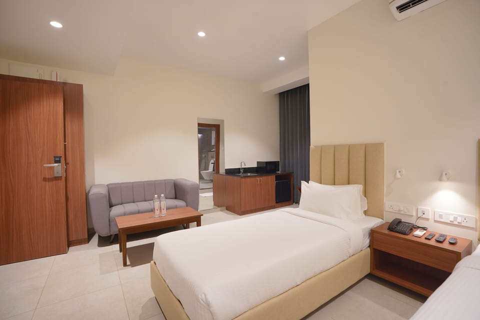 Premium Room, City View | Individually furnished, desk, laptop workspace, free WiFi