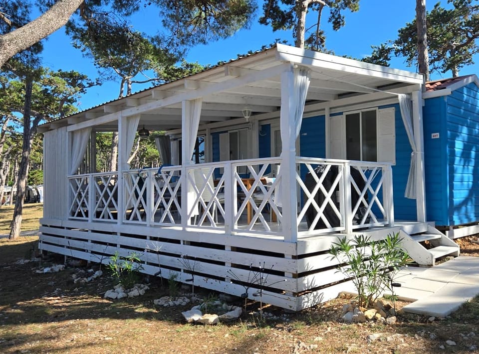 Mobile Home (Two Bedroom Mobile Home with Terrace) | Exterior
