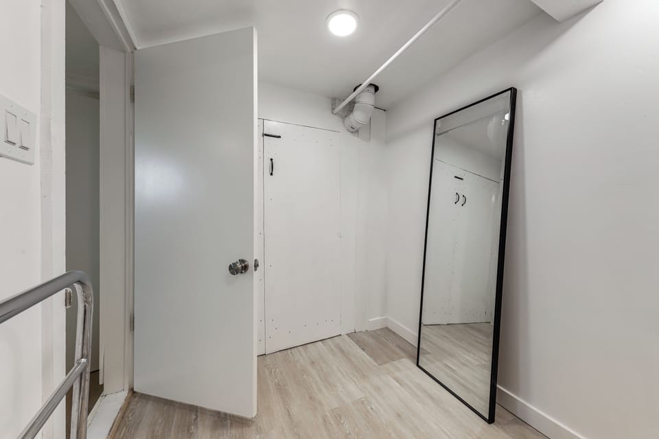 Apartment (1 Bedroom) | Interior