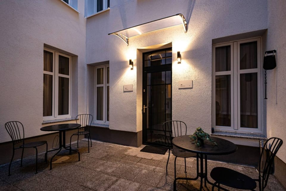 House | 1 bedroom
