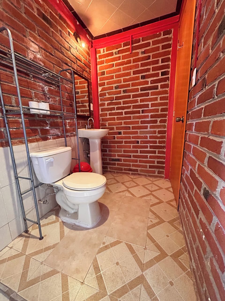 Comfort Suite, Patio, Garden View | Bathroom | Shower, towels, soap, shampoo