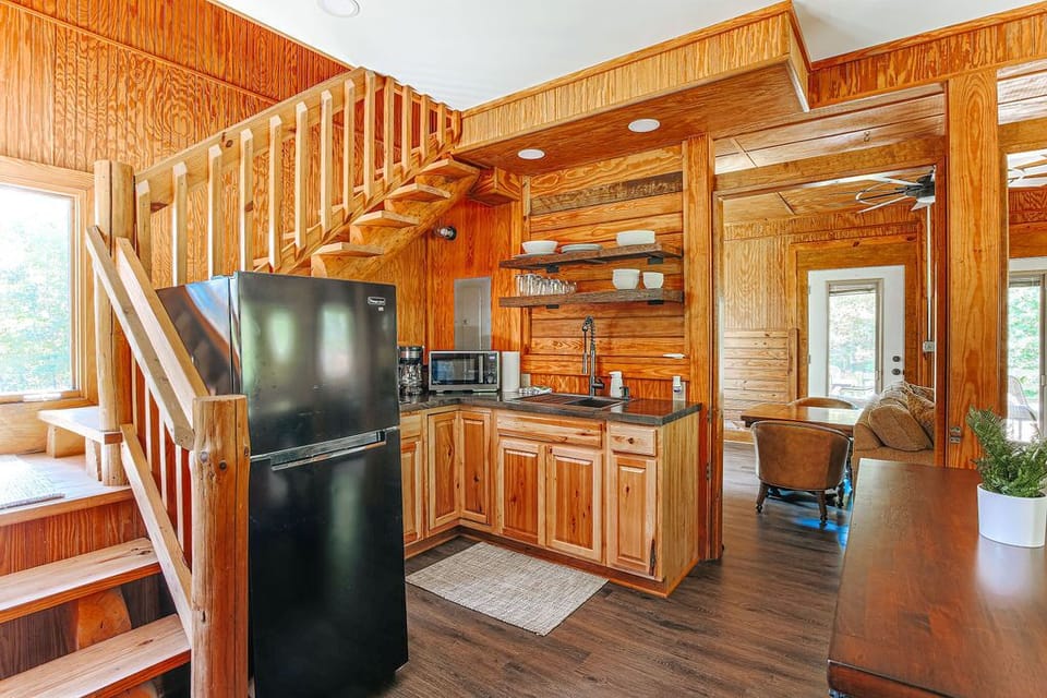 Cabin, Private Bathroom (Blue's Barn) | Interior