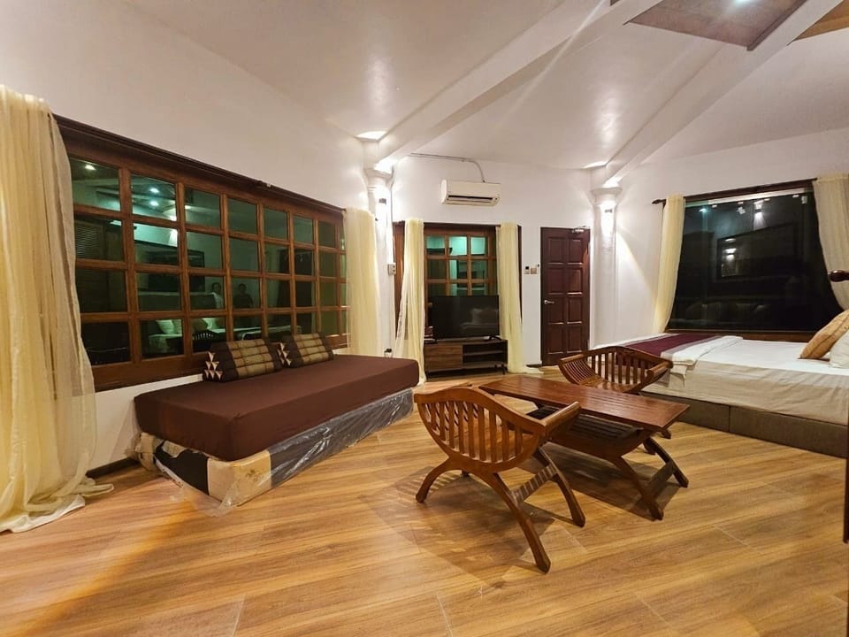 Blackout drapes, soundproofing, iron/ironing board, WiFi (free)