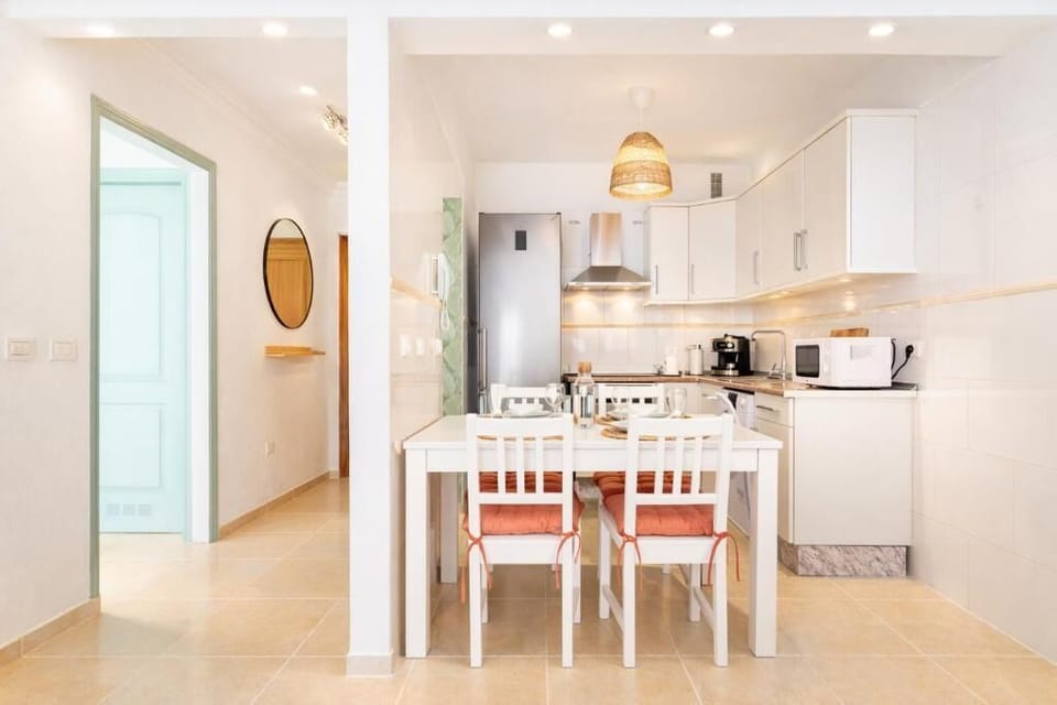 Deluxe Apartment | Private kitchen