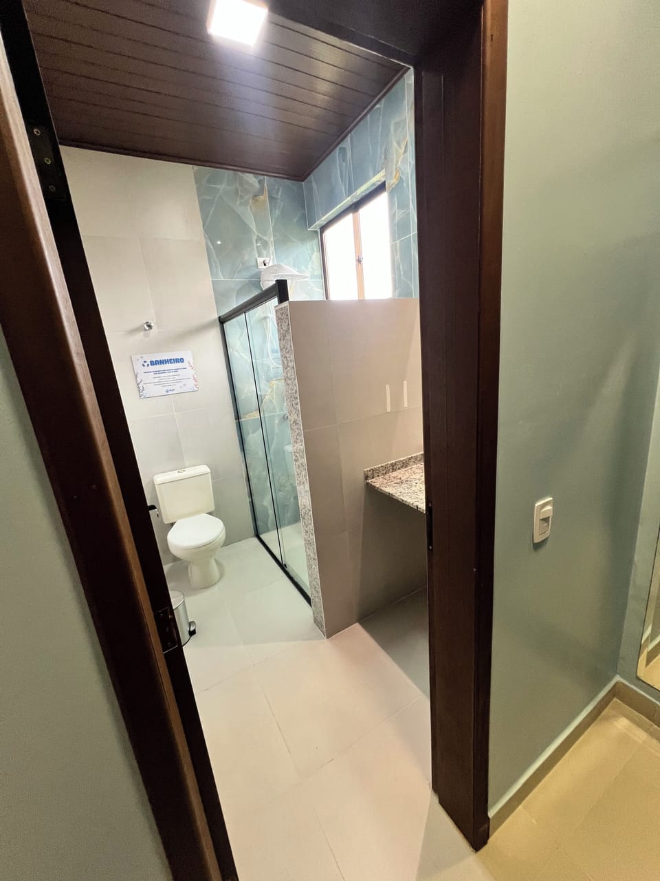 Comfort Double Room | Bathroom | Shower, towels, soap, shampoo