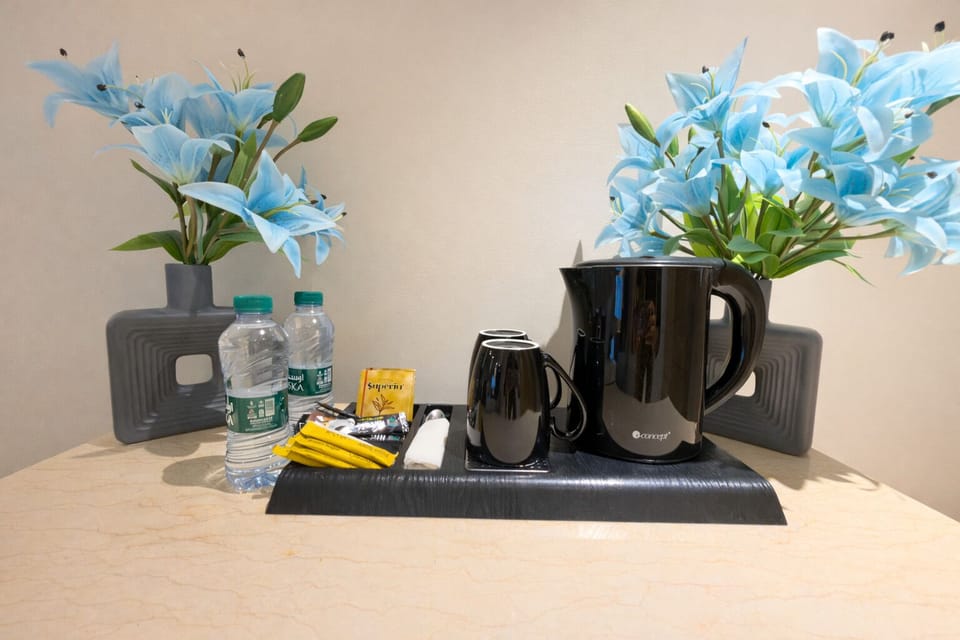 Economy Studio, City View | Coffee and/or coffee maker