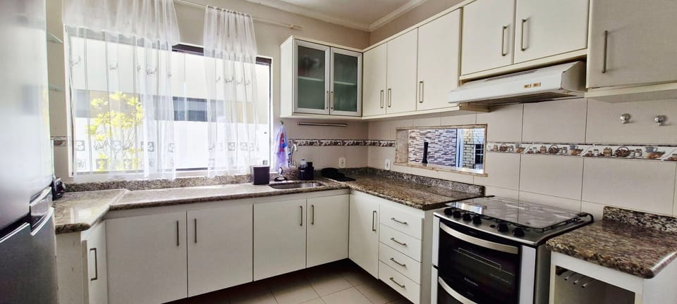 Family Chalet | Private kitchen | Fridge, microwave, cookware/dishes/utensils