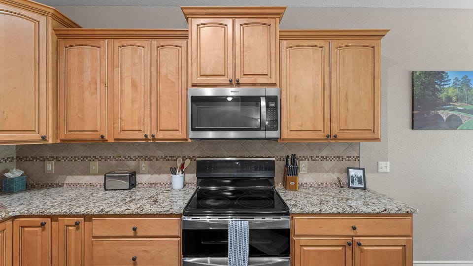 Villa, Multiple Beds, Golf View (TeeTime Green) | Private kitchen