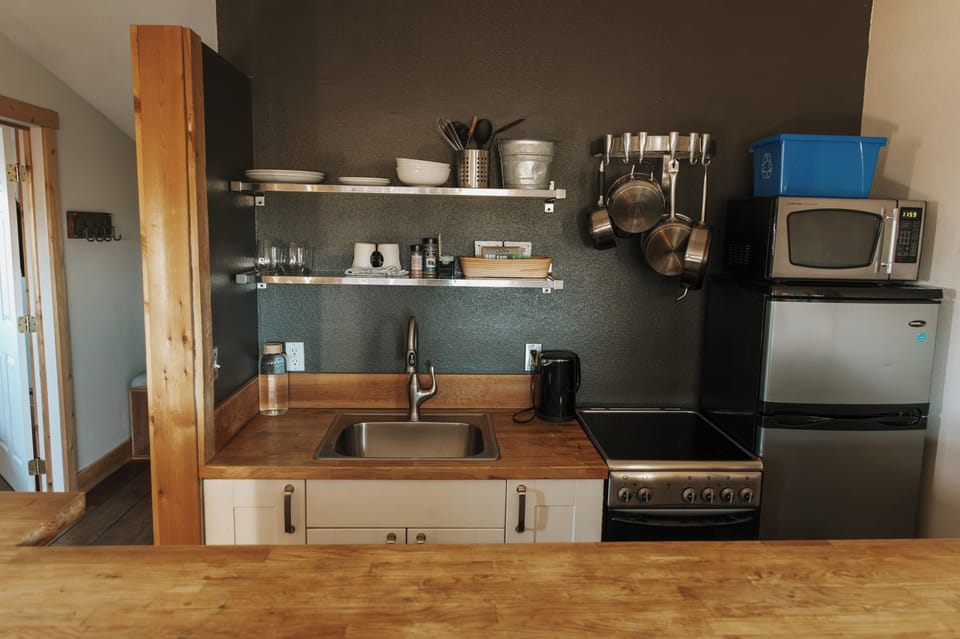 Beach House Loft - Adult Only, No Pets | Private kitchen | Fridge, microwave, coffee/tea maker, electric kettle