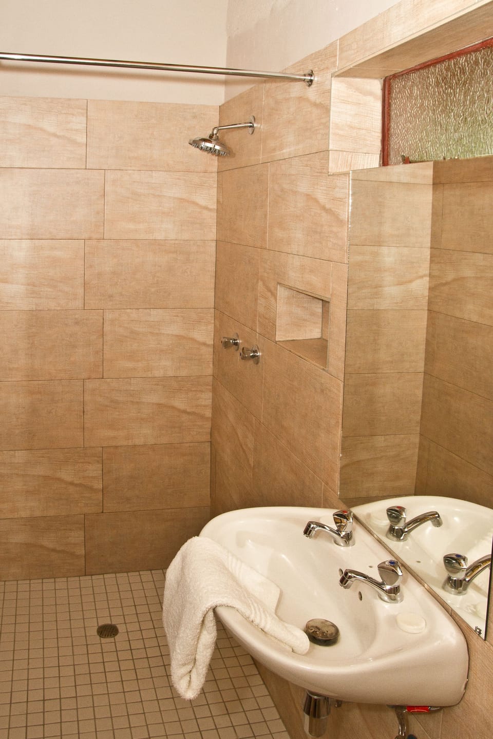 Standard Room | Bathroom | Hair dryer, towels