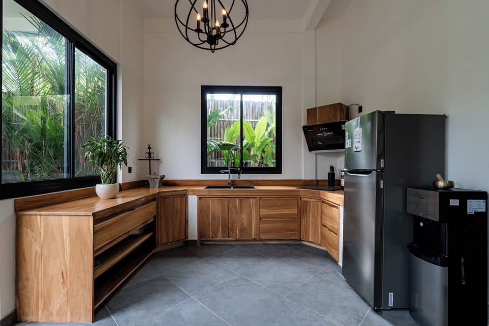 Luxury Villa, Balcony, Garden View | Private kitchen
