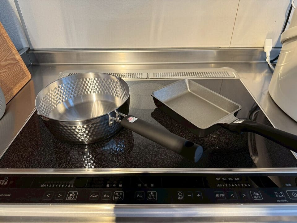 Superior Villa | Private kitchen | Full-size fridge, microwave, oven, stovetop