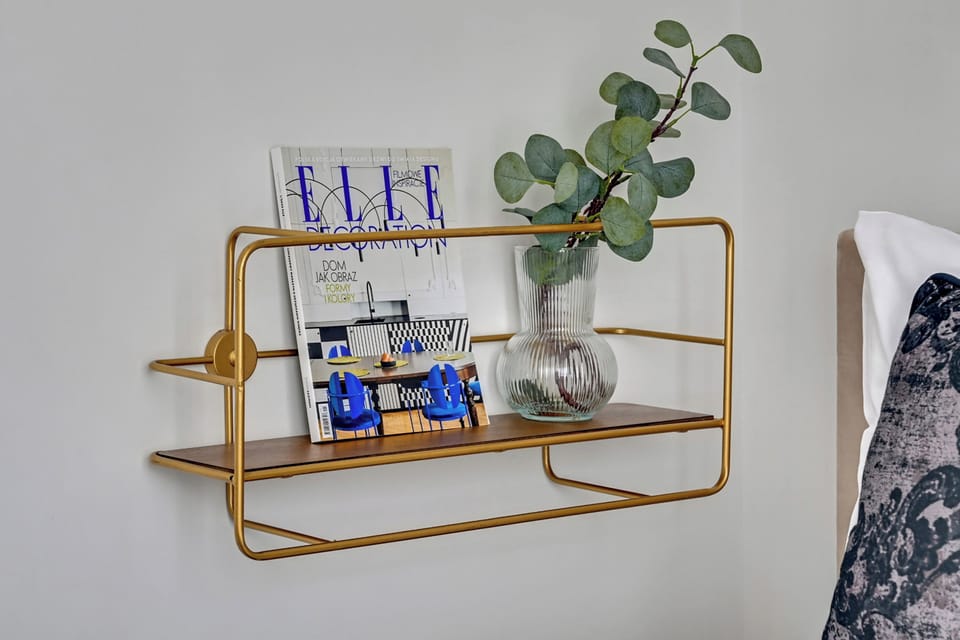 Deluxe Apartment, Balcony, Courtyard View | Interior detail