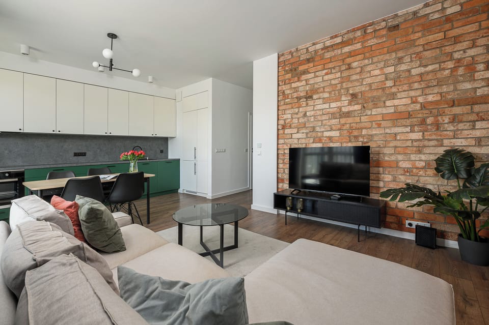 Family Apartment, Balcony, Courtyard View | Living area