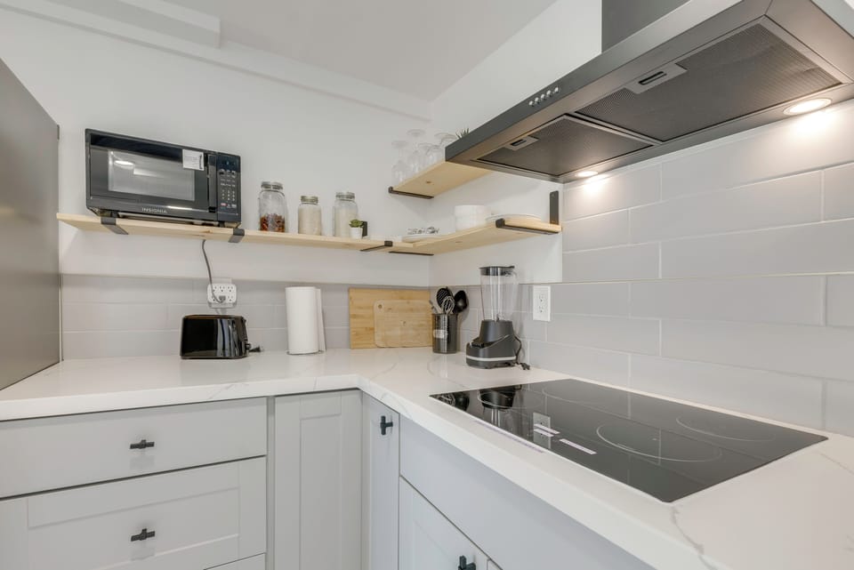 Apartment (0 Bedroom) | Interior