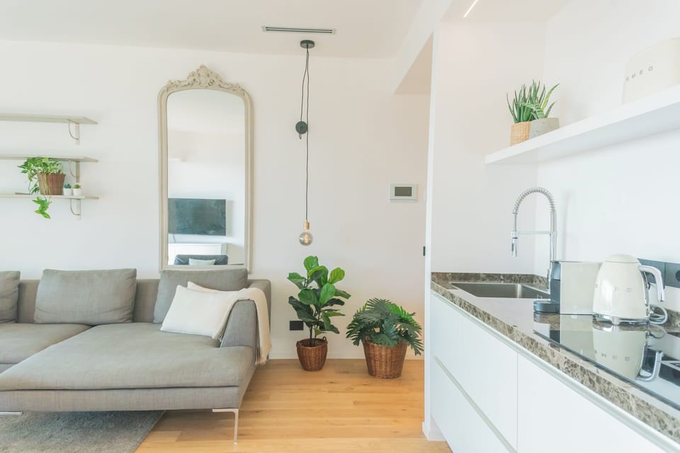Apartment (1 Bedroom) | Living area | 32-inch TV with cable channels