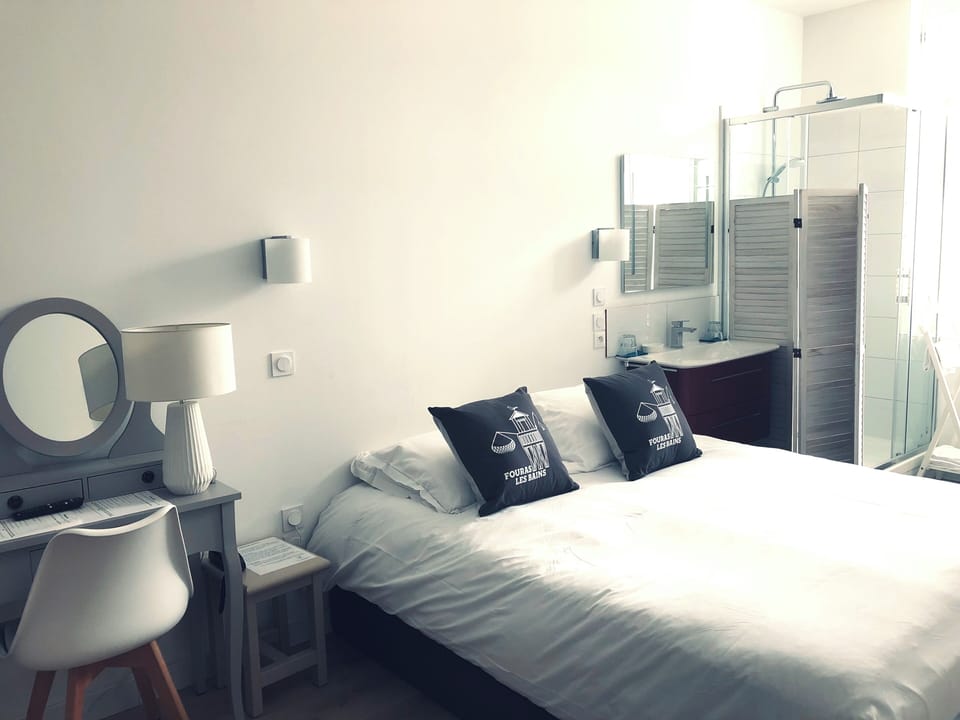 In-room safe, free WiFi