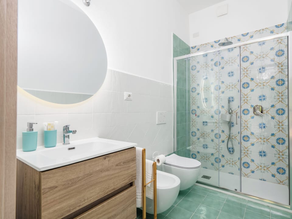 Superior Tent, Sea View | Bathroom | Free toiletries, hair dryer, towels, soap