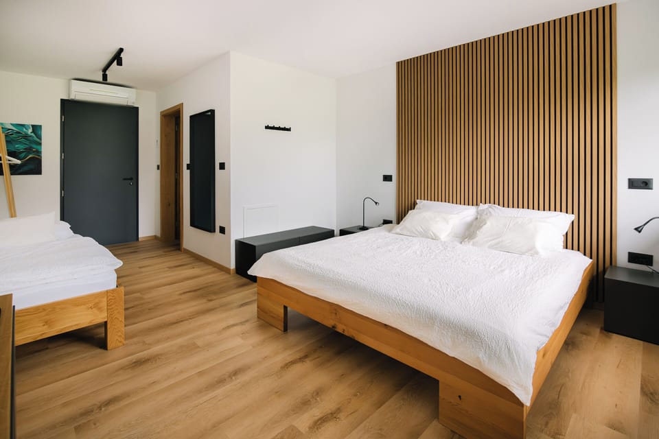 Triple Room, Mountain View | Free WiFi