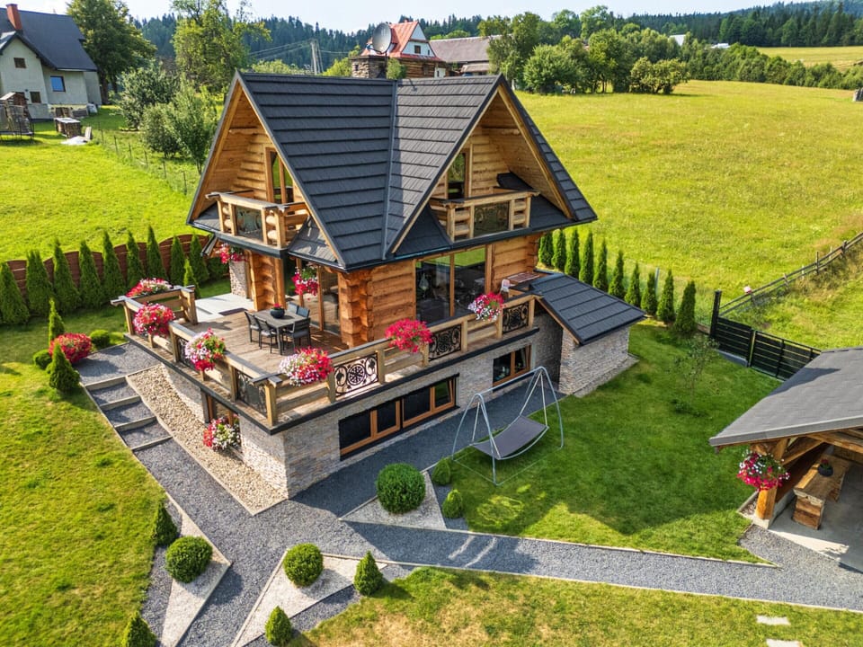 House | Exterior