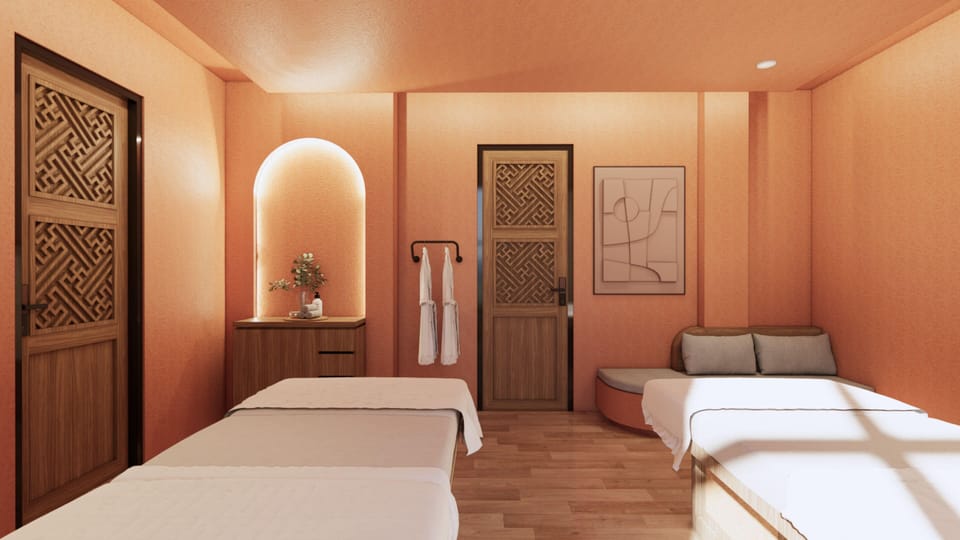Hot tub, body treatments, hydrotherapy, aromatherapy, body scrubs
