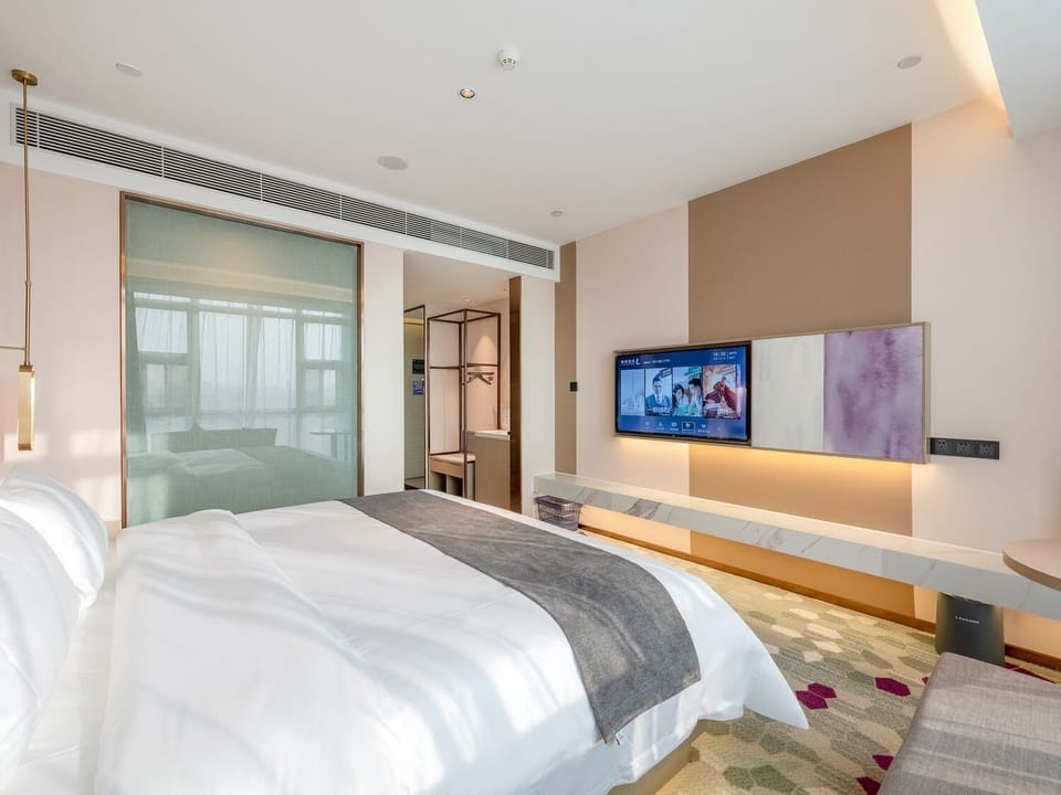 Superior Double Room, City View | Premium bedding, desk, laptop workspace, blackout drapes