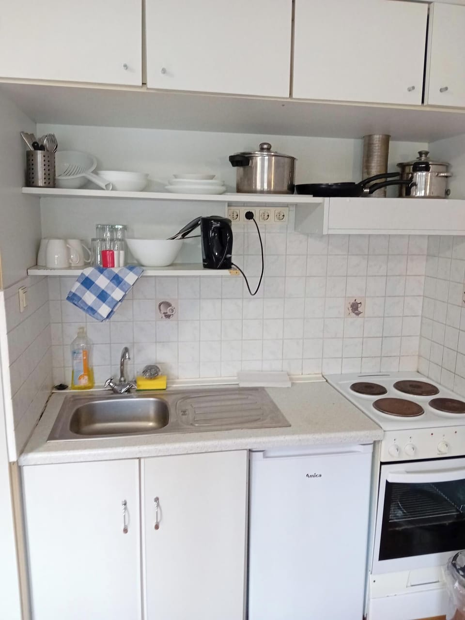 Basic Apartment, 2 Bedrooms, Ensuite | Private kitchen