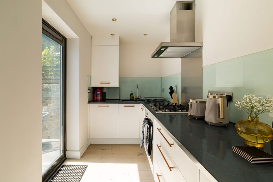 Apartment, Patio | Private kitchen