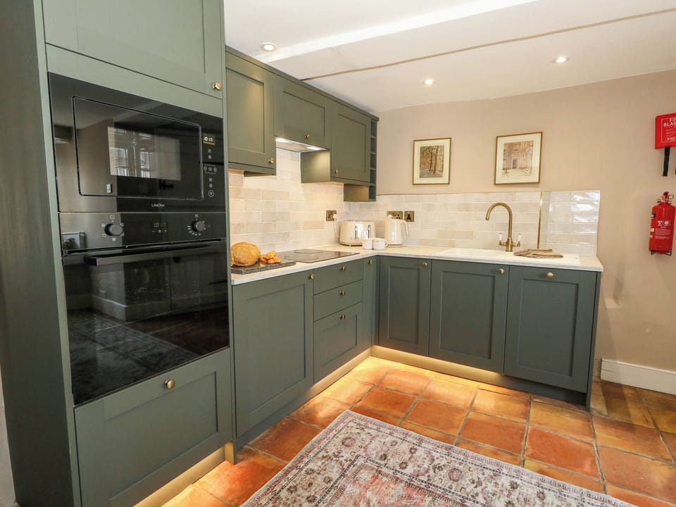 Cottage | Interior