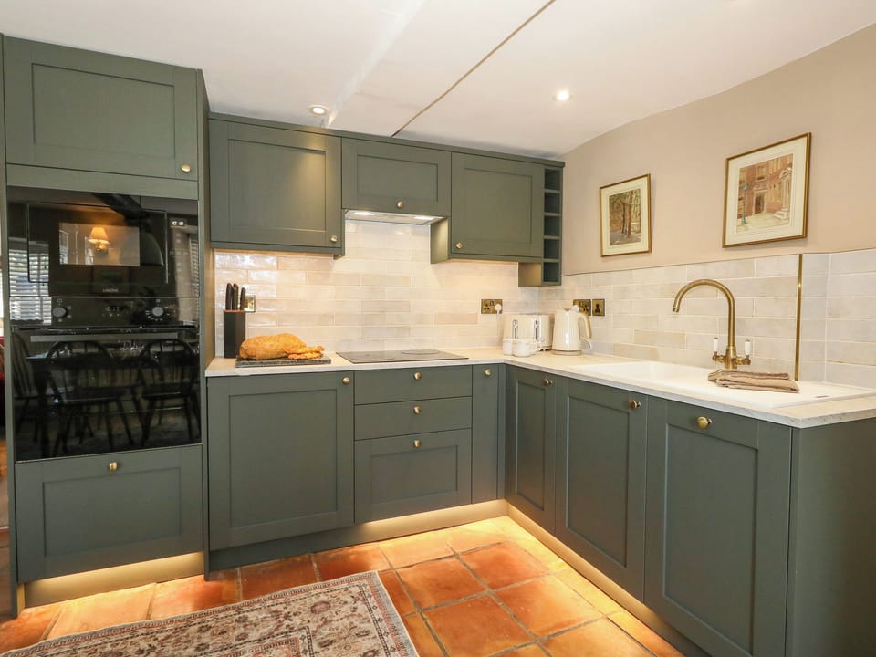 Cottage | Interior
