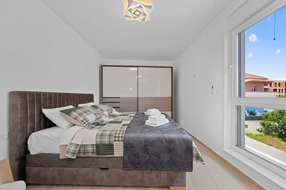 Villa (Three Bedroom Villa with Outdoor Swim) | 1 bedroom