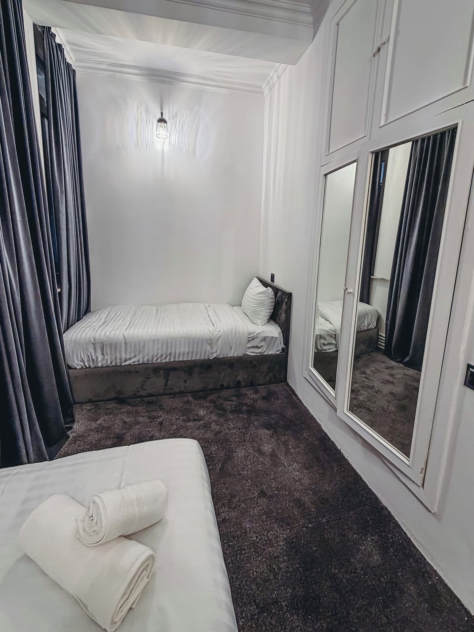 Double or Twin Room | Free WiFi