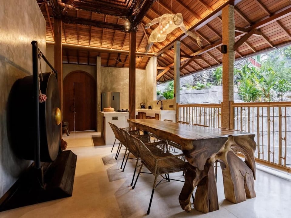 Exclusive Villa, 4 Bedrooms, Private Pool | Dining