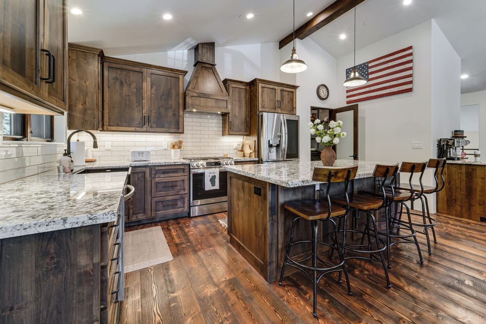 House (3 Bedrooms) | Interior