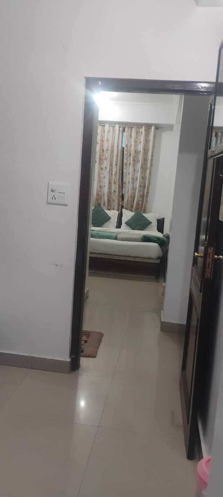 Family Room, City View | Desk, free WiFi