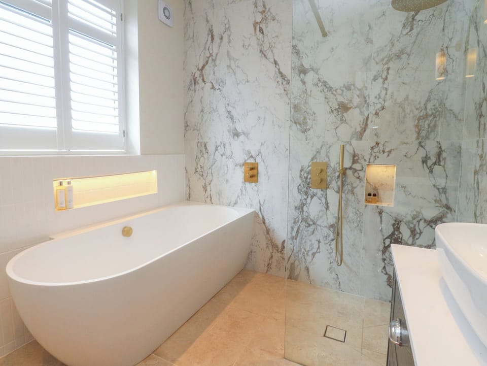 11 Sandhurst Avenue Cottage in Lytham St Annes