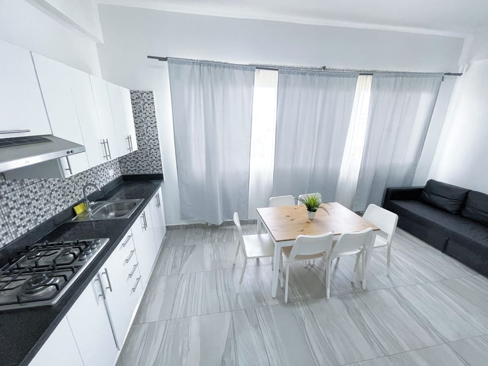 Suite, Resort View | In-room safe, blackout drapes, soundproofing, iron/ironing board