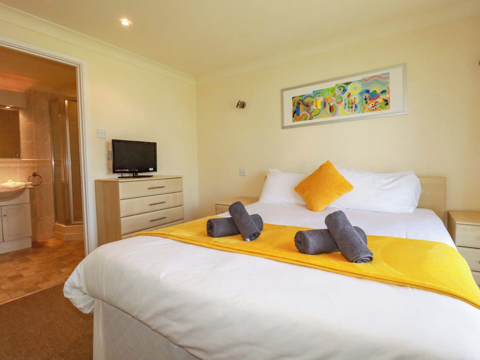 4 bedrooms, WiFi (free), individually decorated, individually furnished