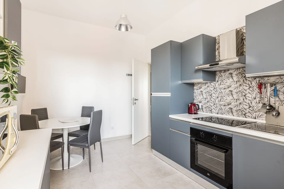 Apartment, Balcony | Private kitchen