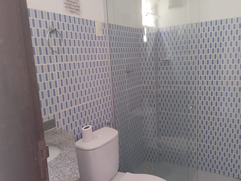 Comfort Double or Twin Room | Bathroom